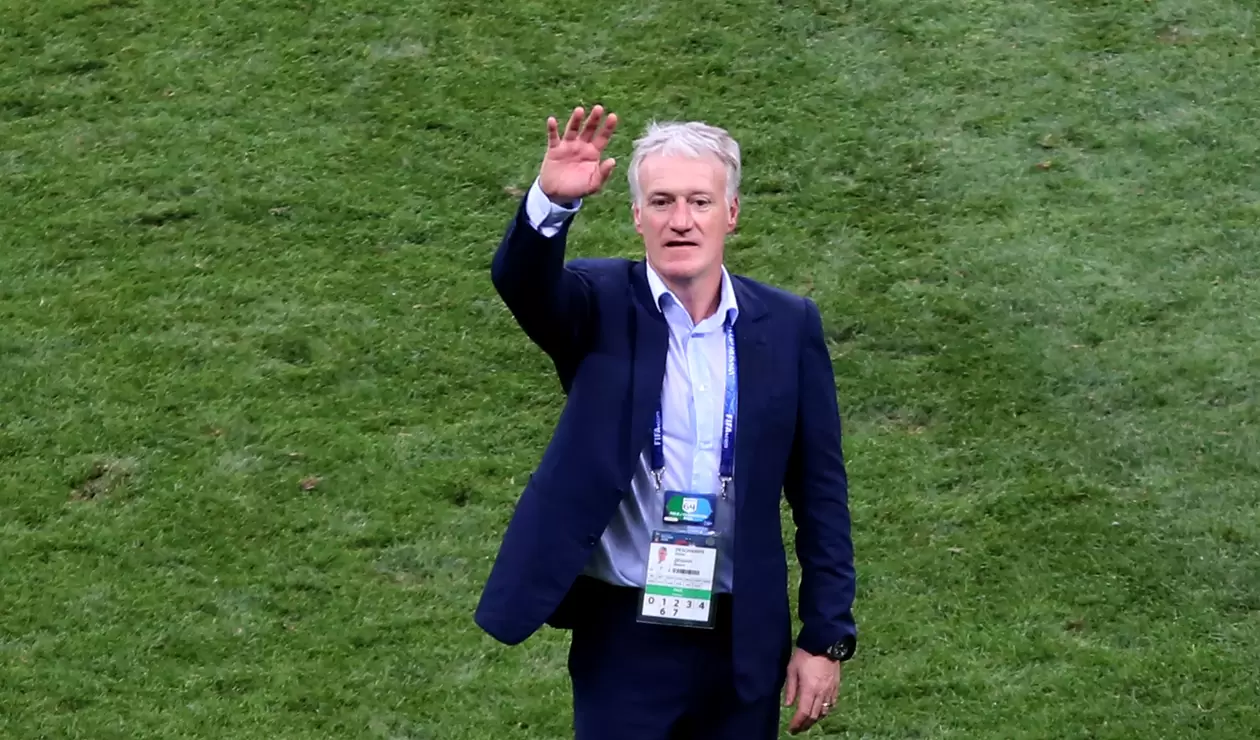 El técnico francés Didier Deschamps celebrando el título Mundial.