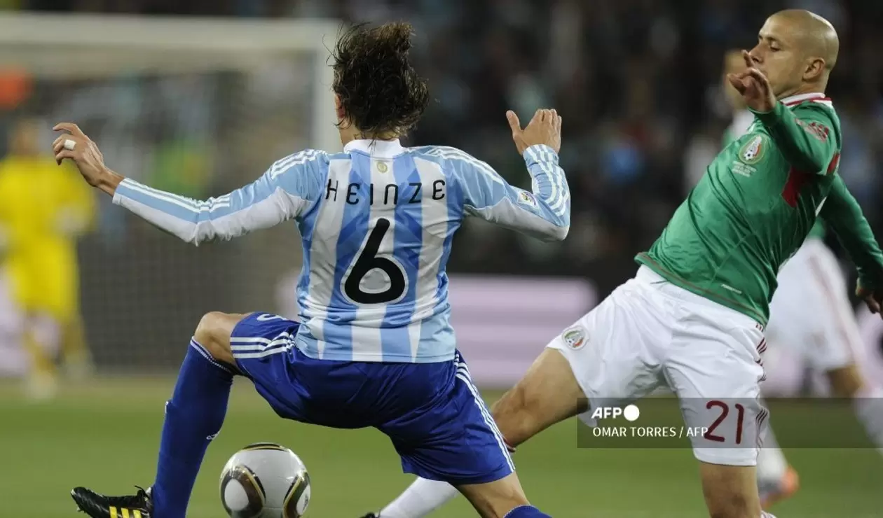 Adolfo Bautista y Gabriel Heinze