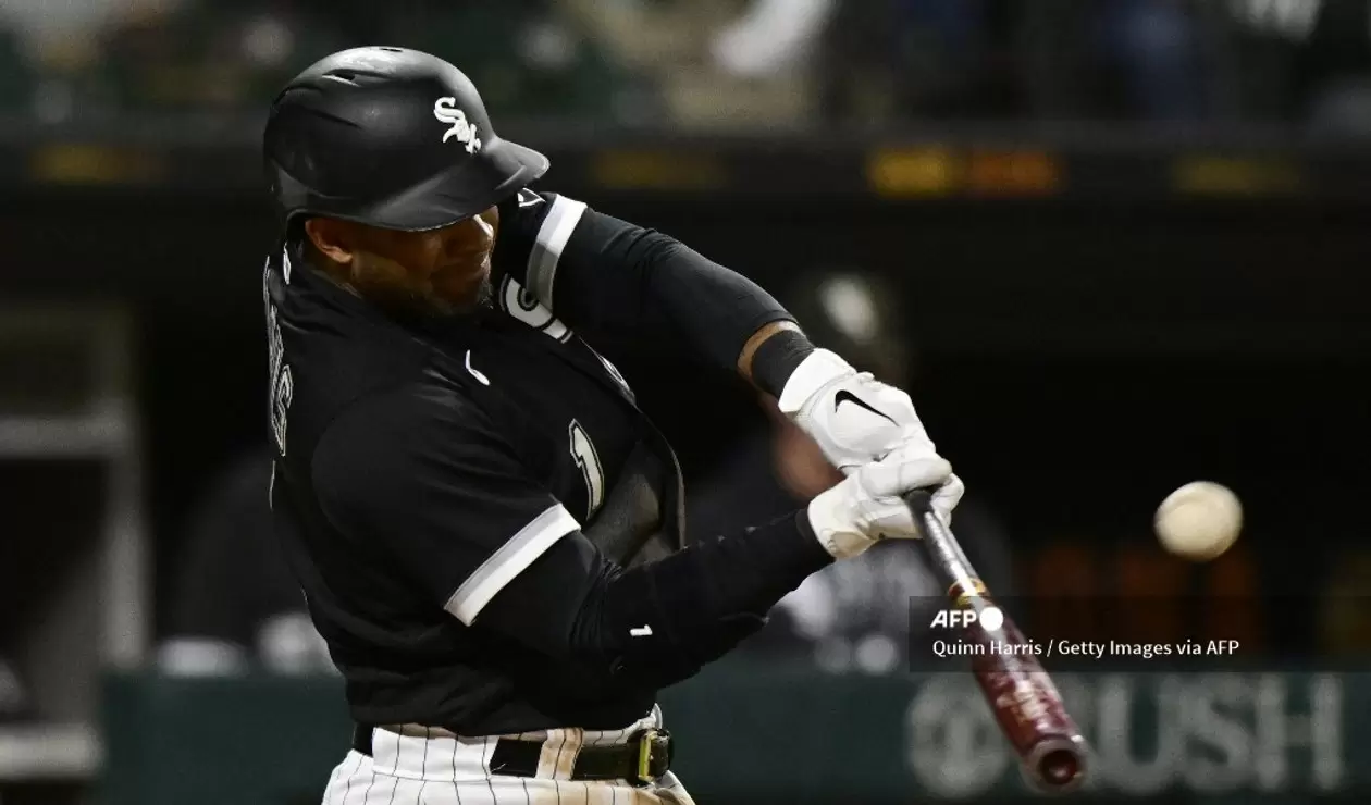 Elvis Andrus jugando con los Chicago White Sox