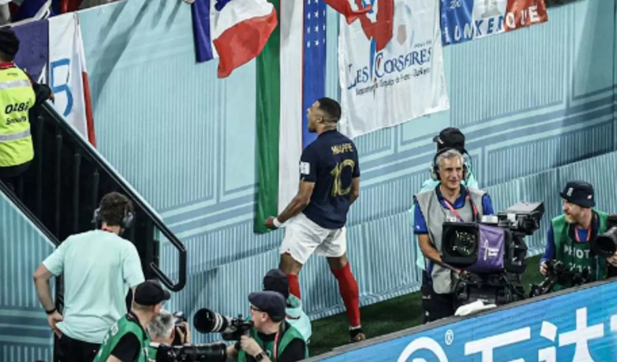Kyliam Mbappé celebrando su anotación.